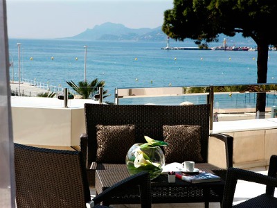 cannes-jwterrace_INT4