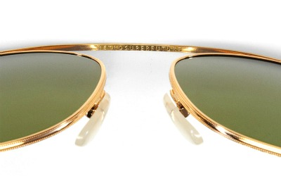 sunnies-inscription